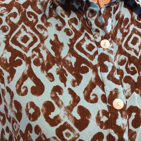 Blue Ginger collared asymmetrical hem sleeveless collared aloha print top size S - Picture 3 of 12